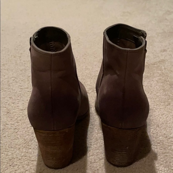 Women’s grey leather boots, size 8.5 - Picture 3 of 4